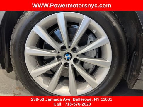 Used 2019 BMW 740e xDrive w/ Executive Package AWD/4WD image 16