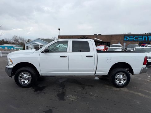 Used 2017 RAM 3500 Tradesman w/ Chrome Appearance Group AWD/4WD image 6