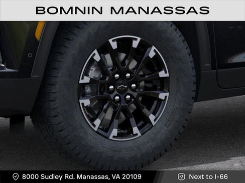 New 2026 Chevrolet Traverse Z71 w/ Enhanced Driving Package image 9