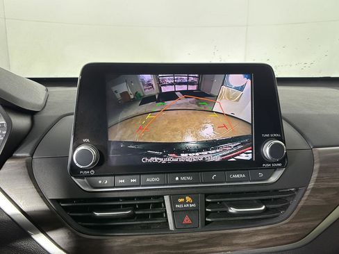 Used 2023 Nissan Altima 2.5 SV image 33