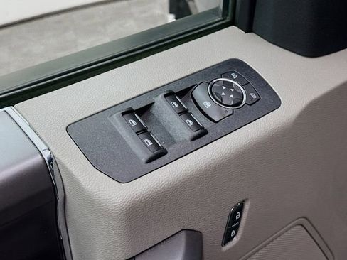 Used 2020 Ford F150 XLT w/ Equipment Group 302A Luxury image 18