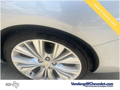 Used 2018 Chevrolet Impala Premier w/ Premier Confidence Package FWD image 12
