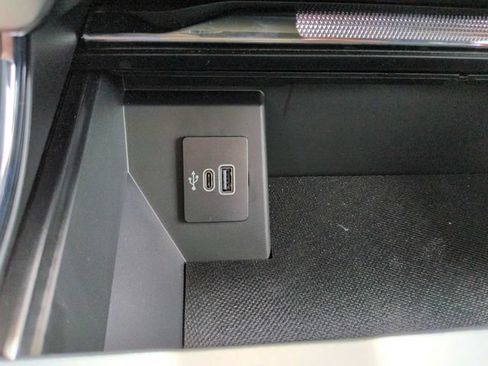 Used 2025 Ford F150 Lariat w/ Equipment Group 501A Mid AWD/4WD image 29