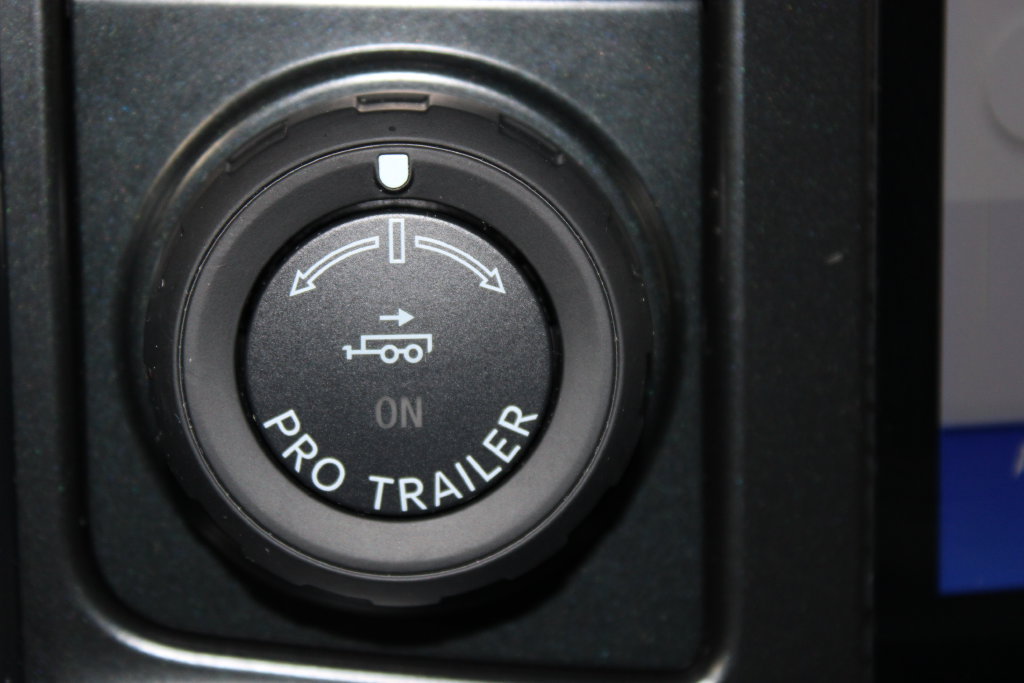 Used 2025 Ford F150 Platinum AWD/4WD image 48
