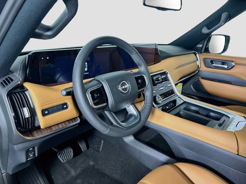 New 2026 Nissan Armada SL w/ Captain's Chari Seat Package AWD/4WD image 8