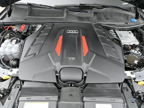 Used 2020 Audi SQ7 Prestige w/ Prestige Package image 64