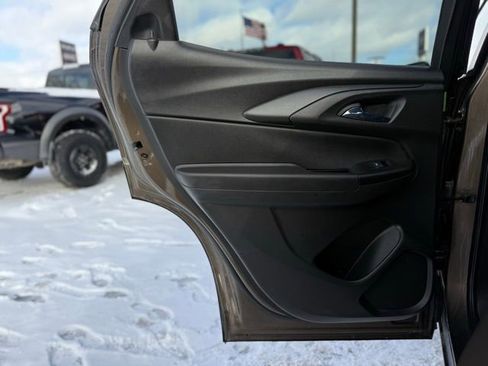 Used 2021 Chevrolet TrailBlazer ACTIV w/ Sun and Liftgate Package image 17