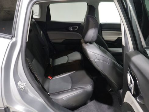 Used 2022 Jeep Compass Limited AWD/4WD image 20