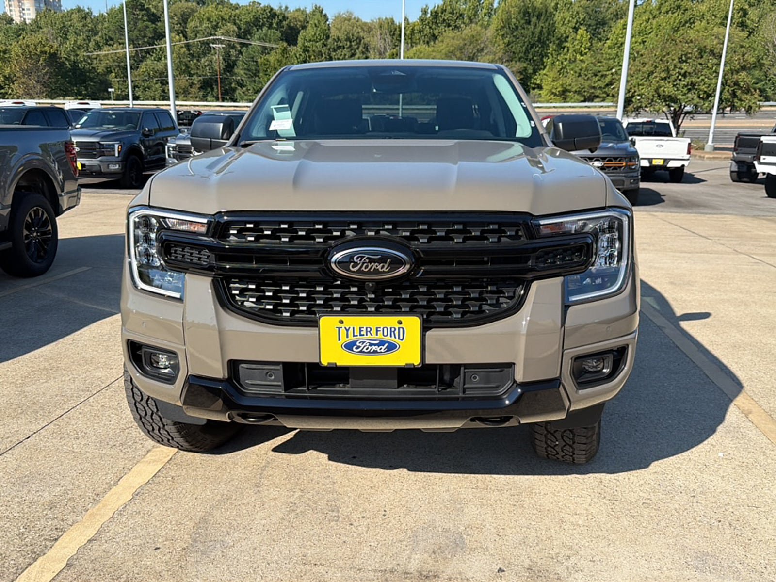 New 2026 Ford Ranger XLT w/ FX4 Off-Road Package AWD/4WD image 2