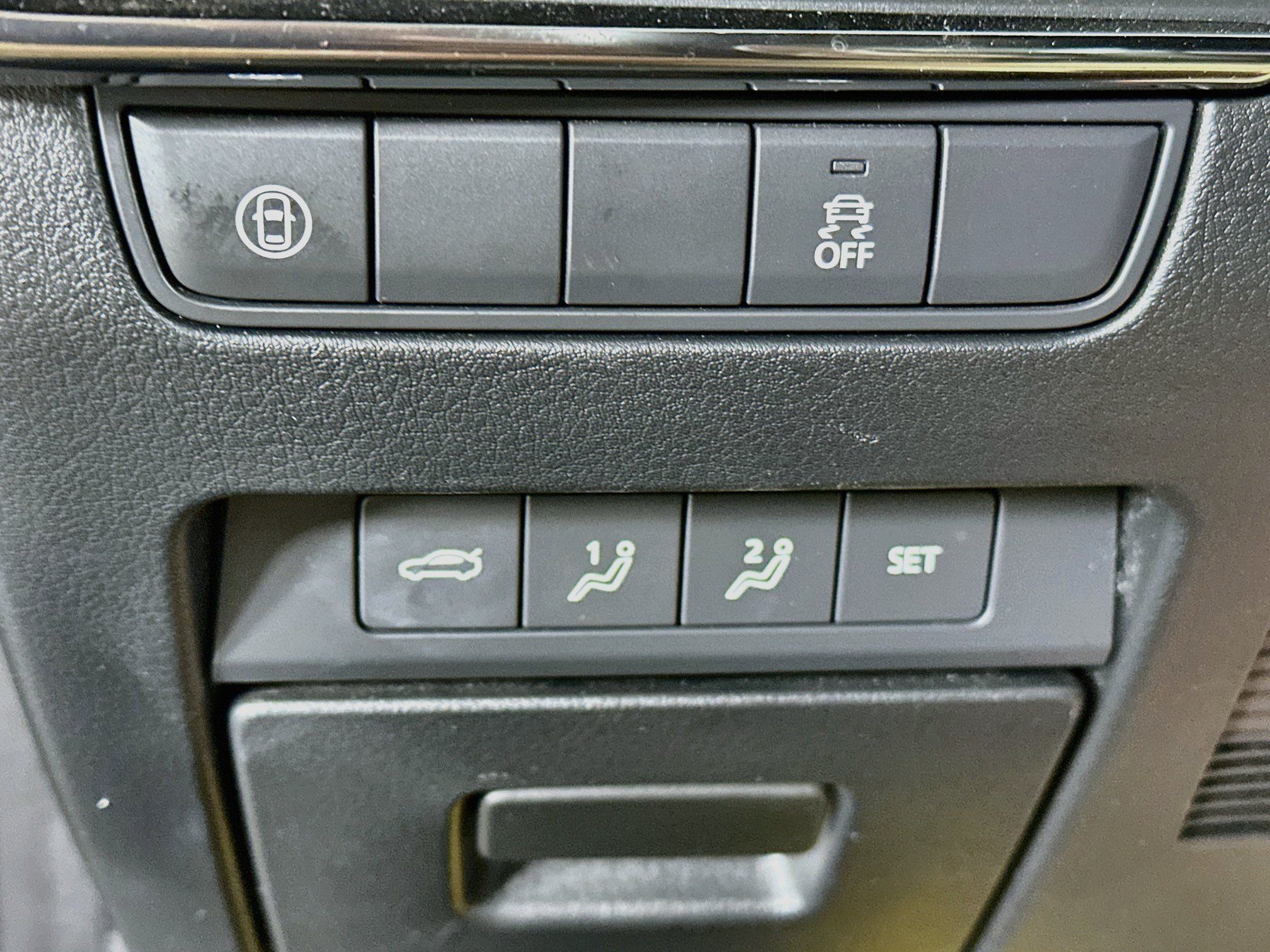 Used 2019 MAZDA MAZDA3 Sedan w/ Preferred Package FWD image 17