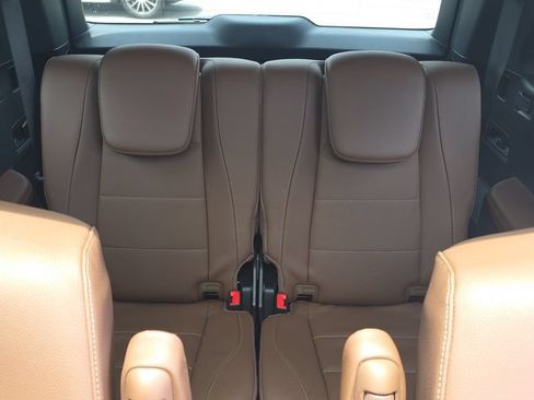 Certified 2024 Mercedes-Benz GLS 450 4MATIC image 30