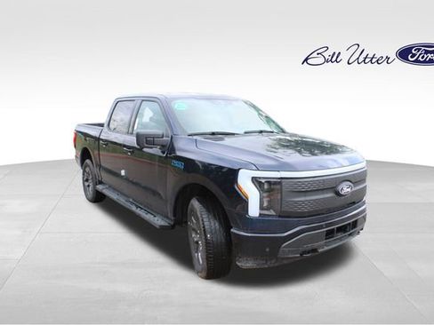 New 2025 Ford F150 Lightning Flash image 2