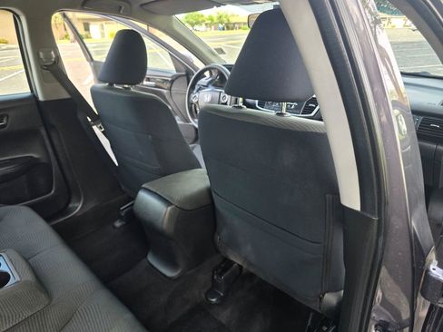 Used 2017 Honda Accord LX image 34