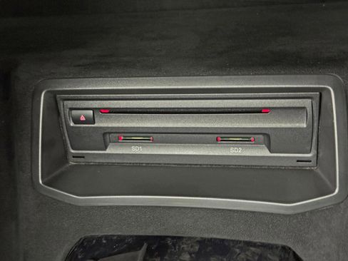 Used 2018 Lamborghini Huracan Performante image 39