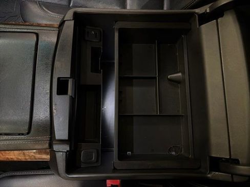 Used 2018 Chevrolet Tahoe Premier image 26