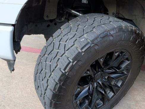 Used 2023 Ford F150 Lariat w/ Equipment Group 502A High image 5