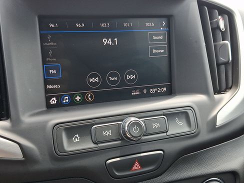 Used 2021 GMC Terrain SLE w/ Driver Convenience Package AWD/4WD image 16
