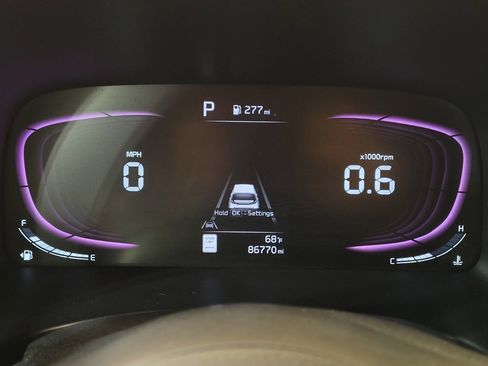 Used 2023 Kia Soul LX w/ LX Technology Package FWD image 23