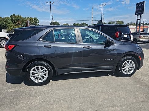Used 2022 Chevrolet Equinox LS w/ LPO, Floor Liner Package image 2