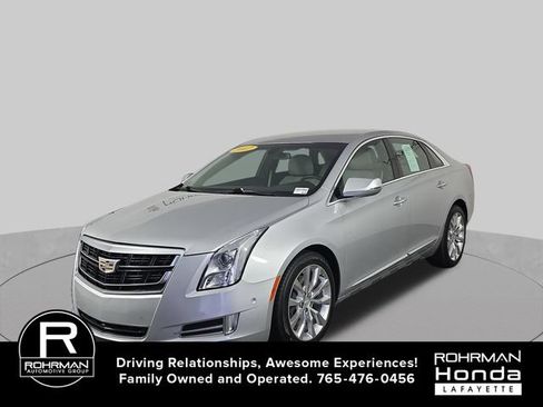 Used 2017 Cadillac XTS Luxury FWD image 1