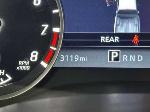 Used 2025 Nissan Frontier SV image 25