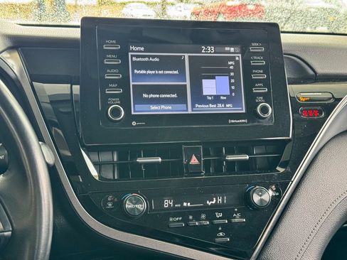 Used 2023 Toyota Camry SE image 28