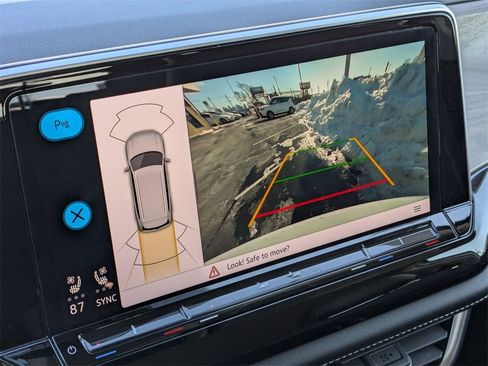 Used 2024 Volkswagen Atlas SE image 24