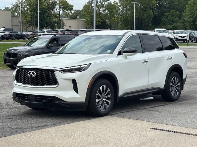 Used 2025 INFINITI QX60 Pure AWD/4WD image 9