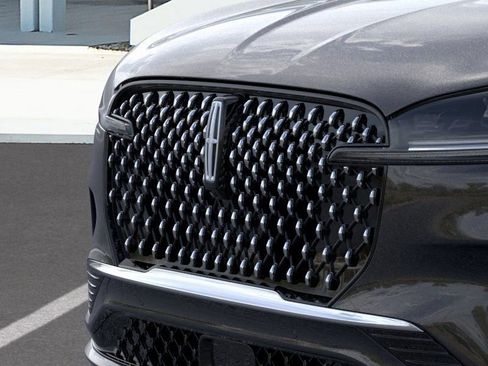 New 2026 Lincoln Aviator Black Label w/ Dynamic Handling Package image 17