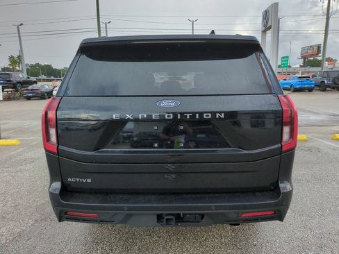 Used 2025 Ford Expedition Active AWD/4WD image 4