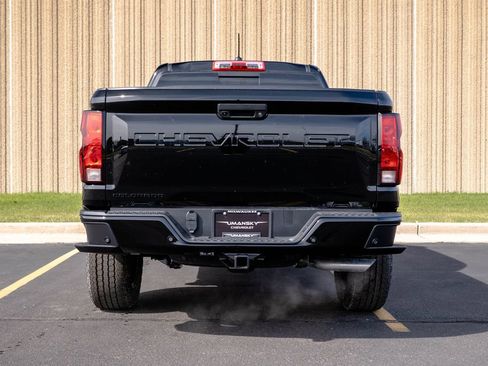 New 2026 Chevrolet Colorado Trail Boss AWD/4WD image 8