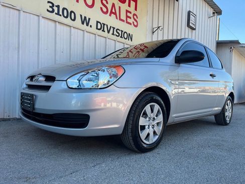 Used 2009 Hyundai Accent GS w/ Popular Equipment Pkg 2 image 8