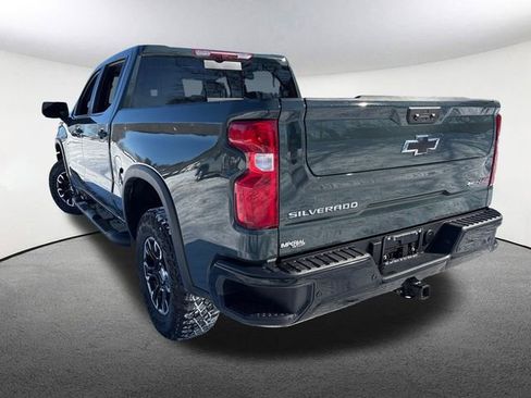 Used 2025 Chevrolet Silverado 1500 ZR2 image 10