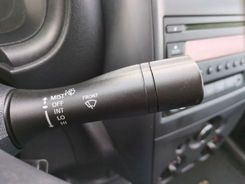 Used 2017 Nissan Versa S Plus image 25