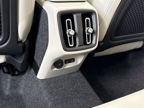 New 2026 Volvo XC40 B5 Plus w/ Protection Package Premier image 13