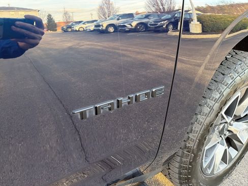 Used 2022 Chevrolet Tahoe Z71 w/ Luxury Package image 35