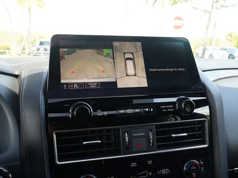 Used 2024 INFINITI QX80 Sensory AWD/4WD image 6