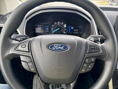 New 2024 Ford Edge SE image 12