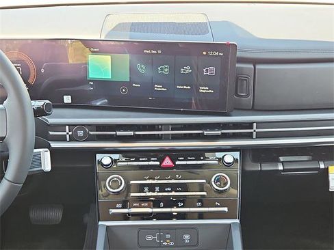 New 2026 Hyundai Santa Fe SE image 14