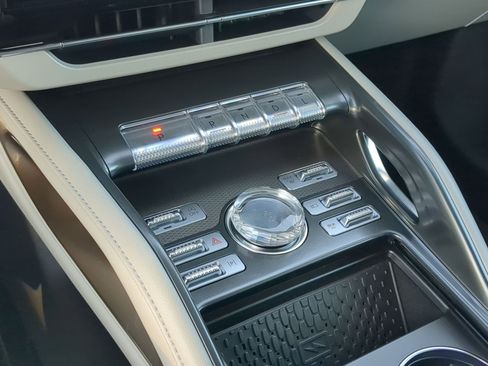 New 2026 Lincoln Nautilus Premier w/ Equipment Group 102A image 19