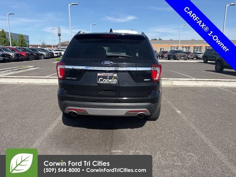 Used 2017 Ford Explorer Limited AWD/4WD image 10