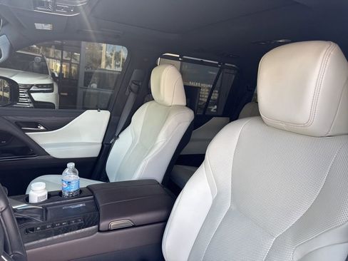 Used 2022 Lexus LX 600 4WD w/ Appearance Package image 22