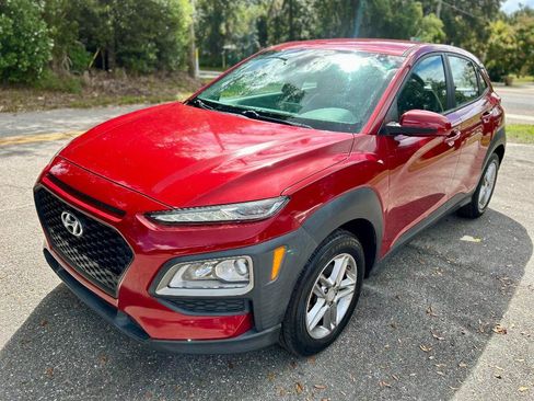 Used 2021 Hyundai Kona SE image 2