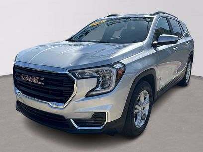 Used 2022 GMC Terrain SLE w/ Driver Convenience Package