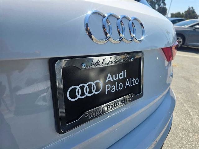 Used 2020 Audi Q3 2.0T Premium Plus w/ Premium Plus Package AWD/4WD image 13