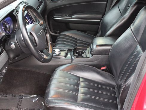 Used 2017 Chrysler 300 S image 10