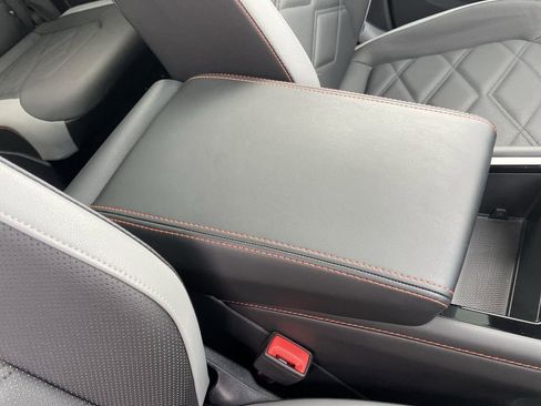 Certified 2024 Volkswagen Atlas Peak Edition SE image 31