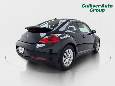 Used 2018 Volkswagen Beetle 2.0T S FWD image 8