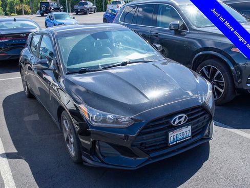 Used 2019 Hyundai Veloster 2.0 FWD image 1