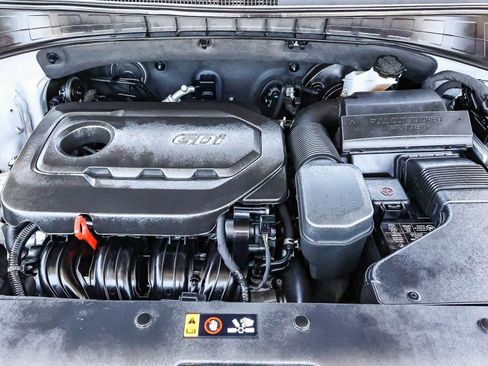 Used 2018 Kia Sorento L FWD image 12
